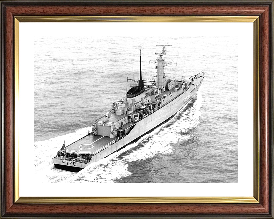 HMS Antelope (F170) Royal Navy Type 21 Frigate At Sea 1975 Photo Print Wall Art Decor Posters, Prints, & Visual Artwork Hampshire Prints 10 x 8 Classic Frame Yes