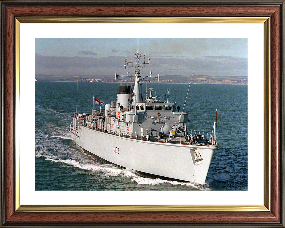 HMS Atherstone (M38) Royal Navy Hunt Class Mine Warfare Vessel Underway Starboard Bow View Photo Print Wall Art Decor Posters, Prints, & Visual Artwork Hampshire Prints 10 x 8 Classic Frame Yes