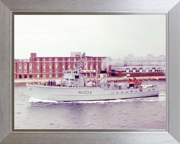 HMS Stubbington M1204 Ton Class Minesweeper Warship 1985 Photo Print - Posters, Prints, & Visual Artwork - by Hampshire Prints (image 7 of 9)