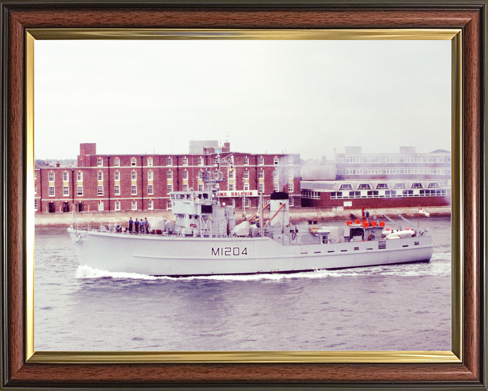 HMS Stubbington M1204 Ton Class Minesweeper Warship 1985 Photo Print - Posters, Prints, & Visual Artwork - by Hampshire Prints (image 9 of 9)
