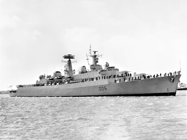 HMS Hampshire (D06) Royal Navy County Class Destroyer Entering Harbour Photo Print Wall Art Decor - Posters, Prints, & Visual Artwork - by Hampshire Prints (image 1 of 9)