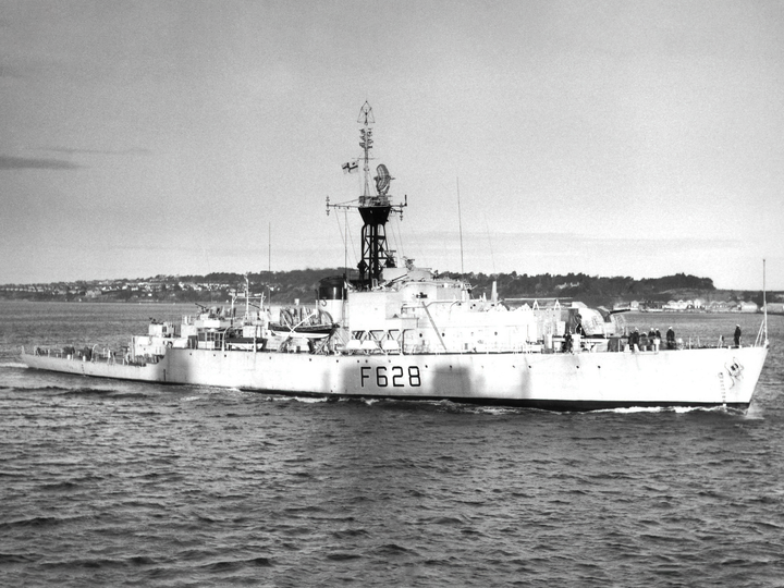 HMS Loch Killisport K628 F628 Loch Class Frigate Photo Print - Posters, Prints, & Visual Artwork - by Hampshire Prints (image 1 of 9)