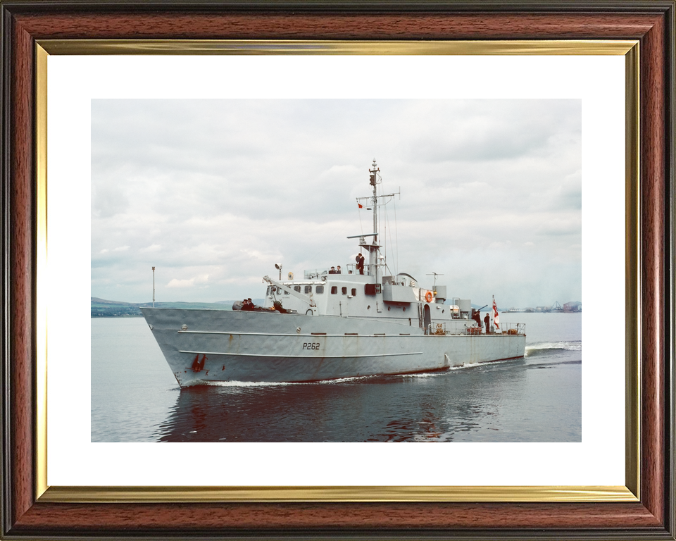 HMS Peterel P262 Bird Class Patrol Vessel 1976 Photo Print - Posters, Prints, & Visual Artwork - by Hampshire Prints (image 8 of 9)