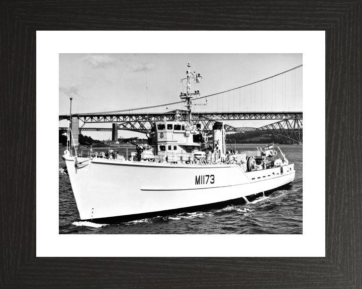 HMS Pollington M1173 Ton Class Minesweeper Port Side View Photo Print - Posters, Prints, & Visual Artwork - by Hampshire Prints (image 2 of 9)