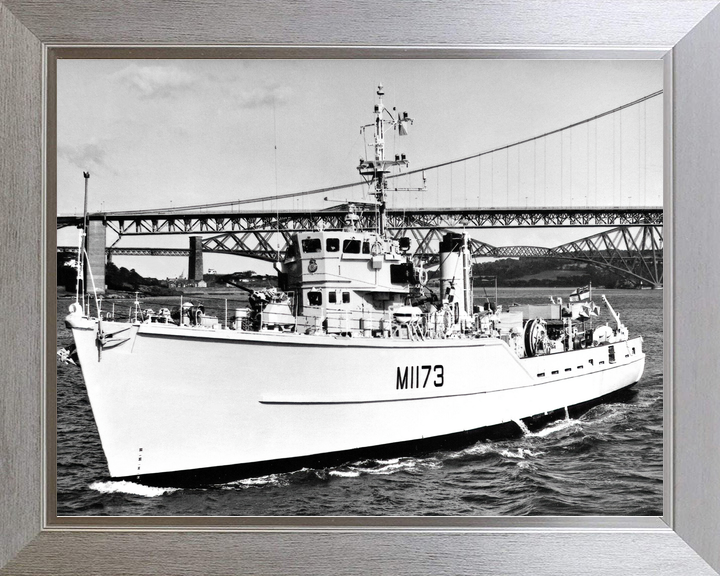 HMS Pollington M1173 Ton Class Minesweeper Port Side View Photo Print - Posters, Prints, & Visual Artwork - by Hampshire Prints (image 7 of 9)