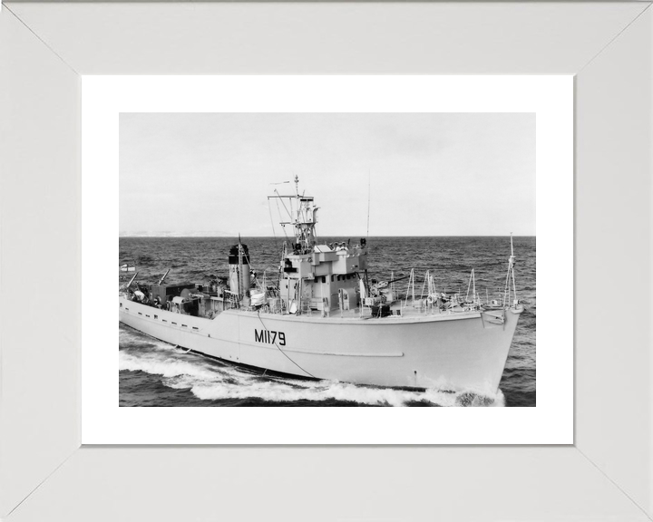 HMS Sefton M1178 Ton Class Minesweeper Warship Photo Print - Posters, Prints, & Visual Artwork - by Hampshire Prints (image 4 of 9)