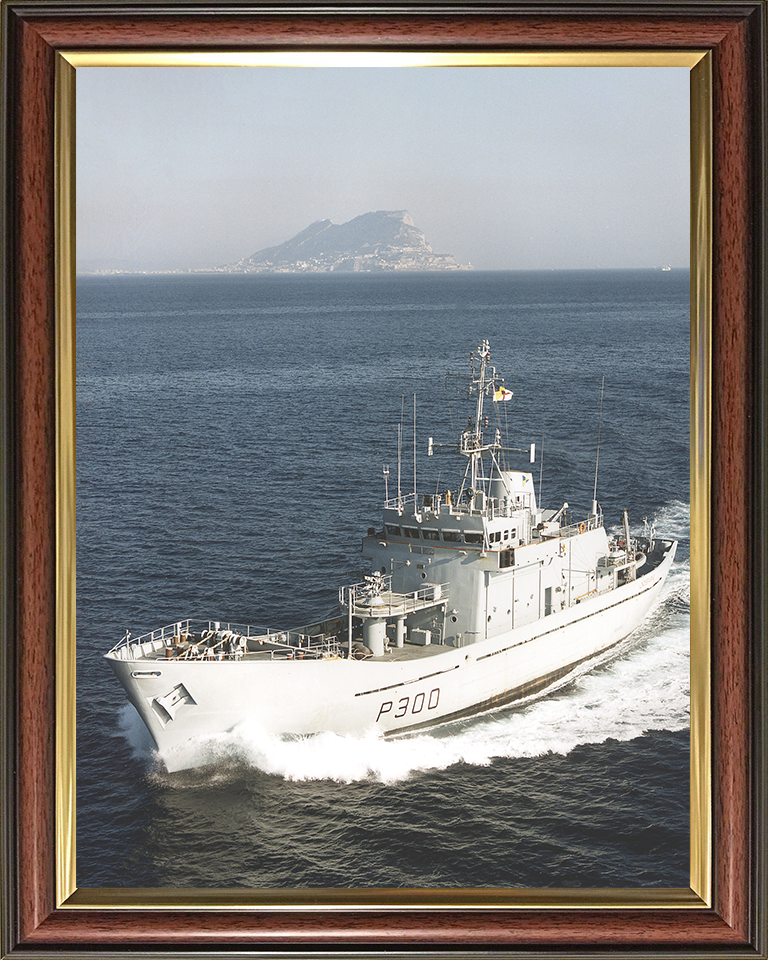 HMS Lindisfarne (P300) Photo Print - Gibraltar - Royal Navy Island Class Patrol Vessel