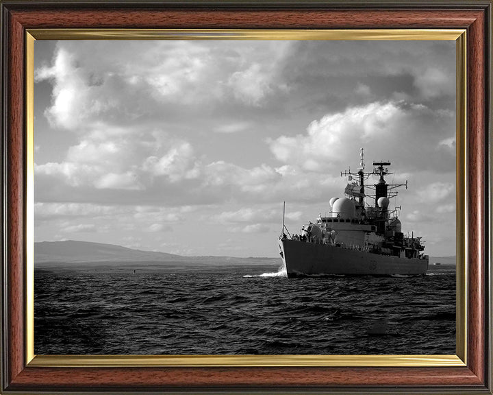 HMS Nottingham D91 | Photo Print | Framed Print | Poster | Type 42 | Destroyer | Royal Navy Hampshire Prints