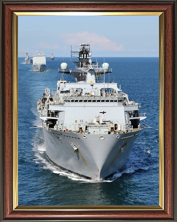 HMS Bulwark (L15) Photo Print - Joint Warrior 2012 - Royal Navy Albion Class Amphibious Ship Hampshire Prints 10 x 8 Classic Frame No