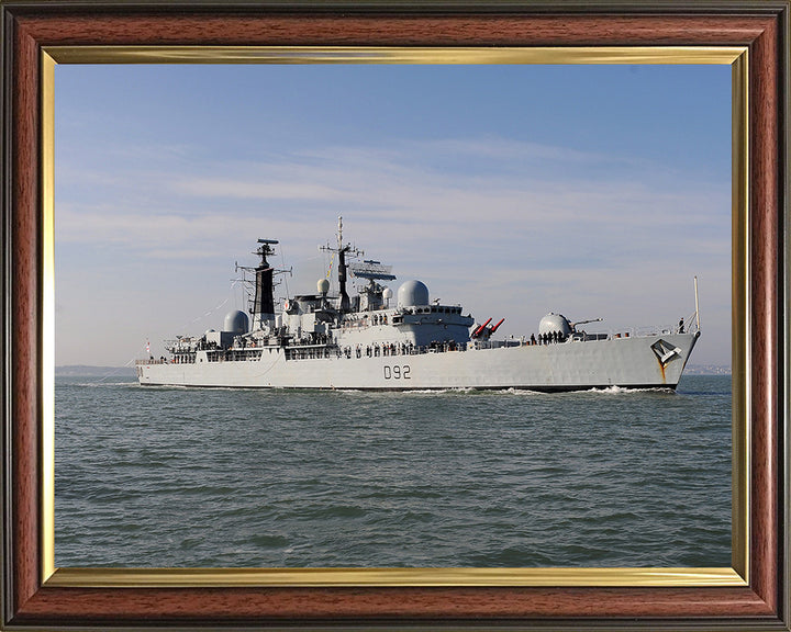 HMS Liverpool (D92) Photo Print - Entering Portsmouth - Royal Navy Type 42 Destroyer Hampshire Prints 10 x 8 Classic Frame No