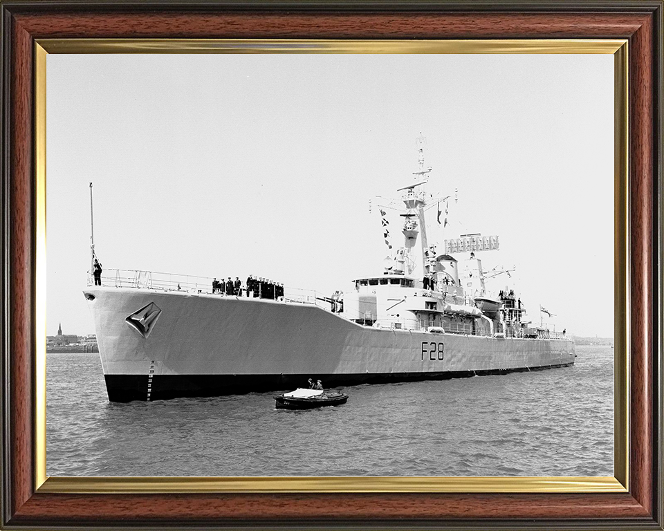 HMS Cleopatra (F28) Royal Navy Leander Class Frigate Entering Harbour Photo Print Wall Art Decor Posters, Prints, & Visual Artwork Hampshire Prints 10 x 8 Classic Frame No