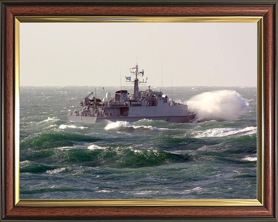 HMS Blyth (M111) Royal Navy Sandown Class Minehunter In Heavy Seas Photo Print Wall Art Decor Posters, Prints, & Visual Artwork Hampshire Prints 10 x 8 Classic Frame No