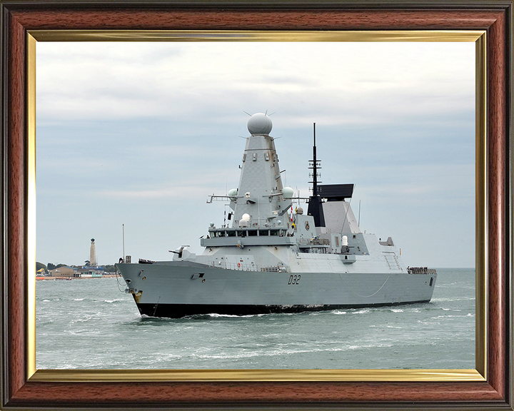 HMS Daring (D32) Photo Print - Homecoming 2012 - Royal Navy Type 45 Destroyer Posters, Prints, & Visual Artwork Hampshire Prints 10 x 8 Classic Frame No