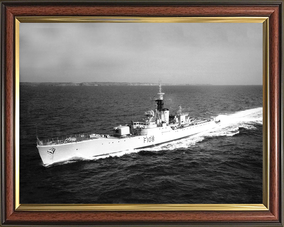 HMS Londonderry F108 Royal Navy Rothesay class frigate Photo Print or Framed Print - Hampshire Prints