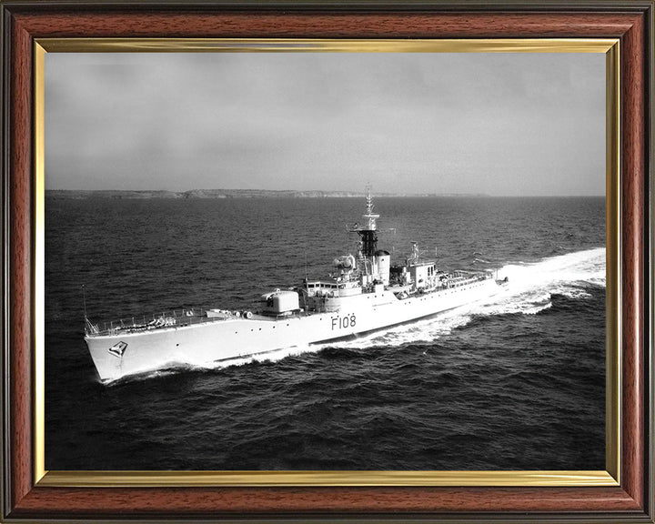 HMS Londonderry F108 Royal Navy Rothesay class frigate Photo Print or Framed Print - Hampshire Prints