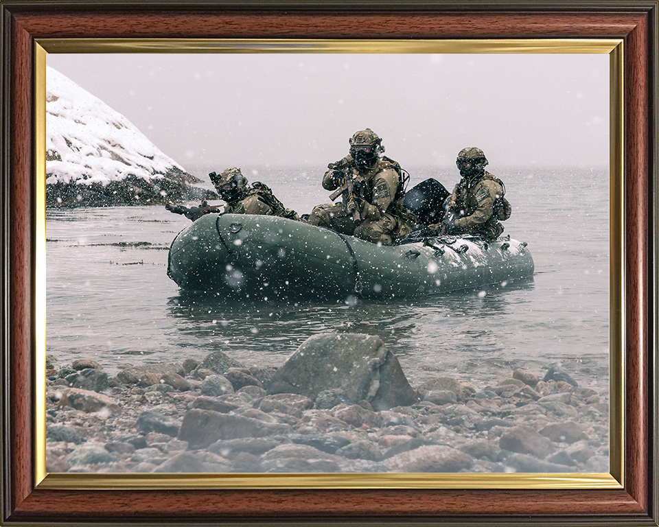 Royal Marines on a Inflatable Raiding Craft in the Snow Photo Print 30 Commando Wall Art Military Decor Posters, Prints, & Visual Artwork Hampshire Prints 10 x 8 Classic Frame No