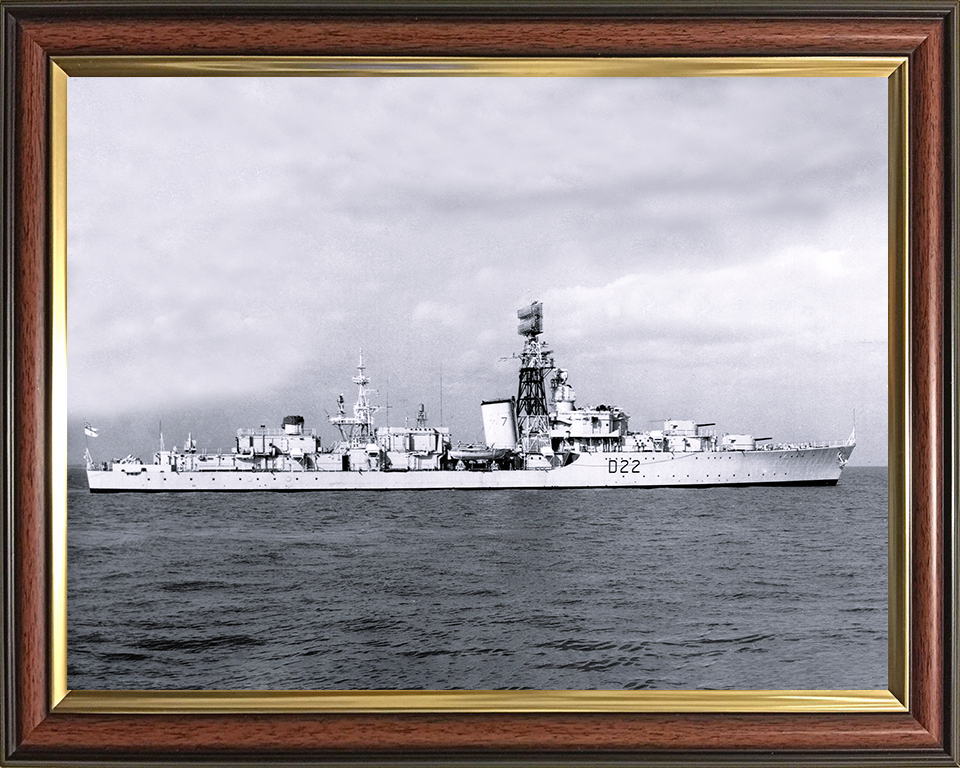 HMS Aisne (D22) Photo Print - Starboard View - Royal Navy Battle Class Destroyer Posters, Prints, & Visual Artwork Hampshire Prints 10 x 8 Classic Frame No