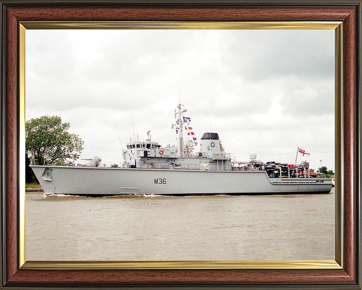 HMS Bicester (M36) Royal Navy Hunt Class Mine Warfare Vessel Port View Photo Print Wall Art Decor Posters, Prints, & Visual Artwork Hampshire Prints 10 x 8 Classic Frame No