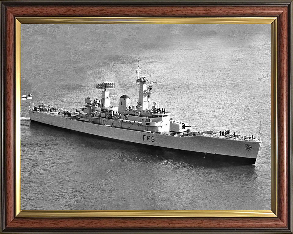 HMS Bacchante (F69) Royal Navy Leander Class Frigate High Starboard Bow View Photo Print Wall Art Decor Posters, Prints, & Visual Artwork Hampshire Prints 10 x 8 Classic Frame No