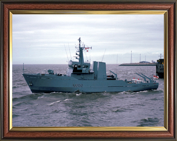 HMS Ribble M2012 | Photo Print | Framed Print | River Class | Minesweeper | Royal Navy Hampshire Prints