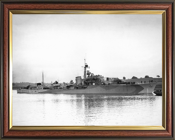 HMS Hardy (R08) Photo Print - On Trials 1943 - Royal Navy V Class Destroyer Posters, Prints, & Visual Artwork Hampshire Prints 10 x 8 Classic Frame No