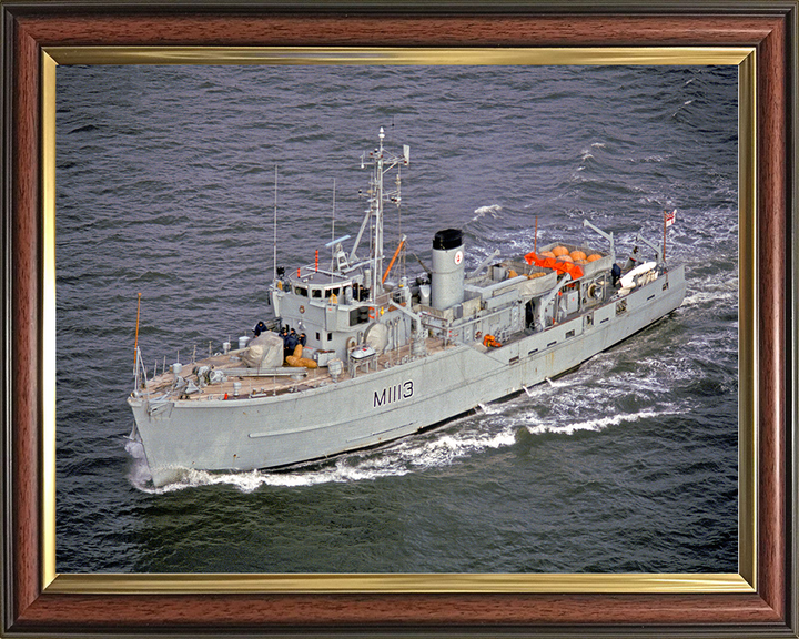 HMS Brereton (M1113) Royal Navy Ton Class Minesweeper High Port Bow View Photo Print Wall Art Decor Posters, Prints, & Visual Artwork Hampshire Prints 10 x 8 Classic Frame No