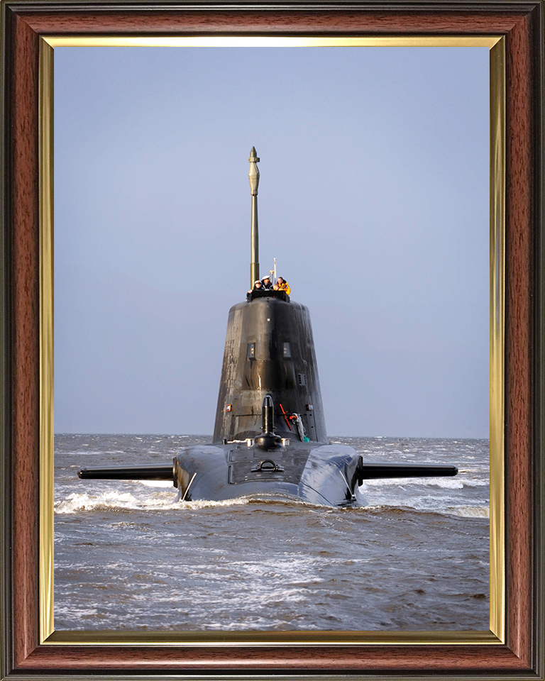 HMS Astute (S119) Photo Print - Bow View 2009 - Royal Navy Astute Class Submarine Hampshire Prints 10 x 8 Classic Frame No