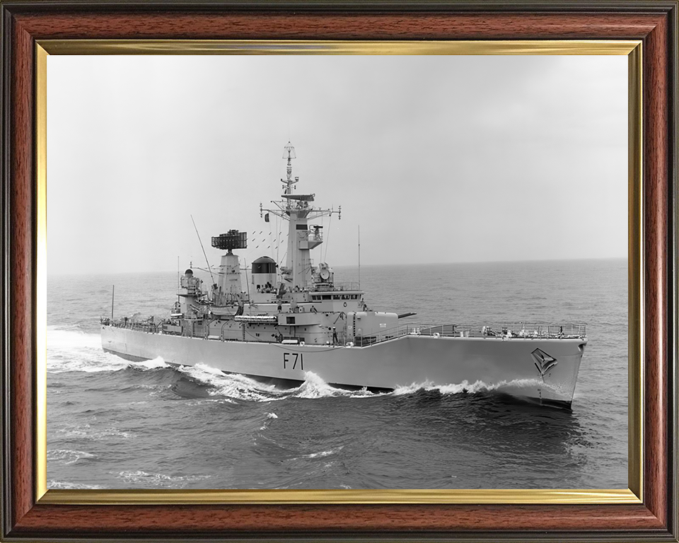HMS Scylla (F71) Photo Print - At Sea 1970 - Royal Navy Leander Class Frigate Posters, Prints, & Visual Artwork Hampshire Prints 10 x 8 Classic Frame No