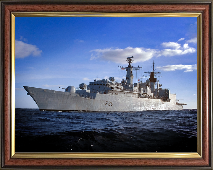 HMS Campbeltown (F86) Royal Navy Type 22 Frigate Low Port Side View Photo Print Wall Art Decor Posters, Prints, & Visual Artwork Hampshire Prints 10 x 8 Classic Frame No