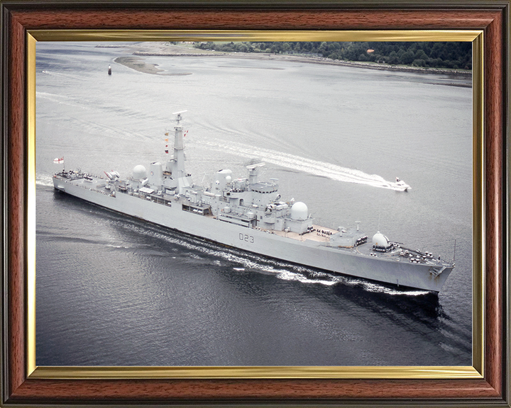 HMS Bristol (D23) Royal Navy Type 82 Destroyer Entering Harbour Photo Print Wall Art Decor Posters, Prints, & Visual Artwork Hampshire Prints 10 x 8 Classic Frame No