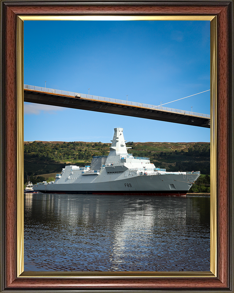 HMS Cardiff (F89) Photo Print - Under Tow - Royal Navy Type 26 Frigate Hampshire Prints 10 x 8 Classic Frame No