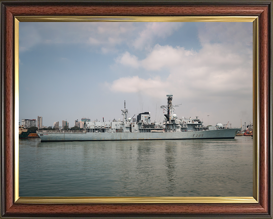 HMS Richmond (F239) Photo Print - Enters Mumbai 2025 - Royal Navy Type 23 Frigate Posters, Prints, & Visual Artwork Hampshire Prints 10 x 8 Classic Frame No