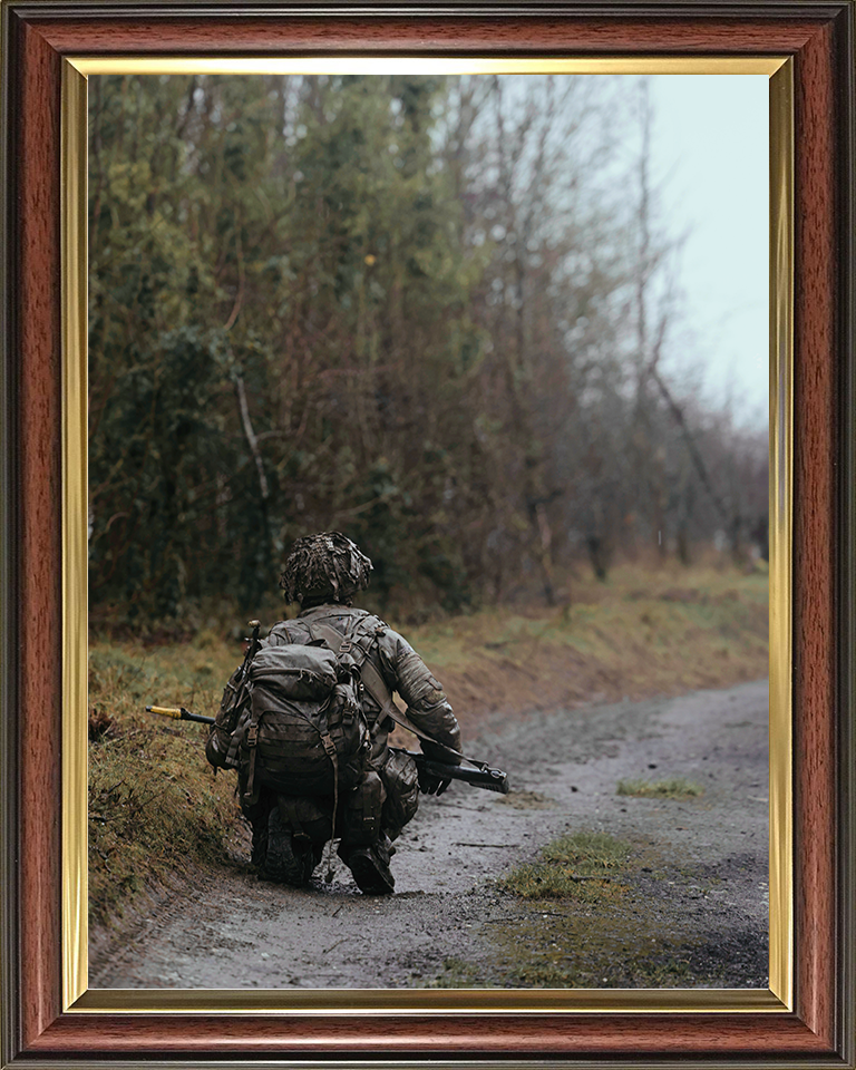 British Army Soldier Officer Cadet Crouches in the Field Photo Print Wall Art Military Decor Posters, Prints, & Visual Artwork Hampshire Prints 10 x 8 Classic Frame No