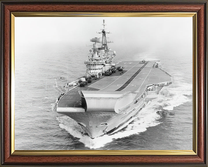 HMS Hermes R12 | Photo Print | Framed Print | Centaur Class | Aircraft Carrier | Royal Navy Hampshire Prints
