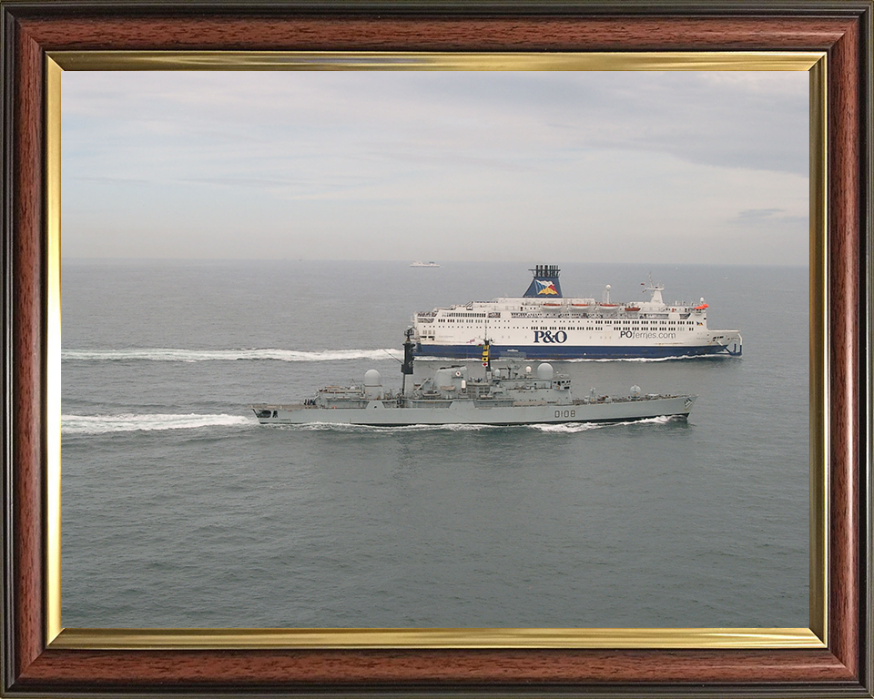 HMS Cardiff (D108) Photo Print - Dover Strait 2003 - Royal Navy Type 42 Destroyer Posters, Prints, & Visual Artwork Hampshire Prints 10 x 8 Classic Frame No