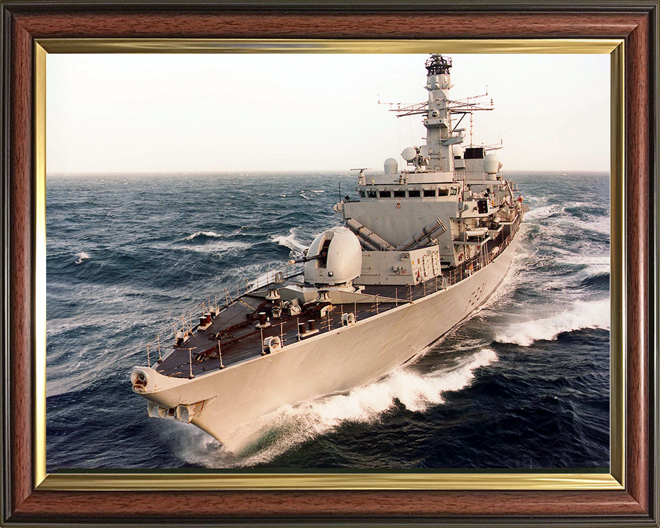 HMS Argyll (F231) Royal Navy Type 23 Frigate At Sea 2002 Photo Print Wall Art Decor Posters, Prints, & Visual Artwork Hampshire Prints 10 x 8 Classic Frame No