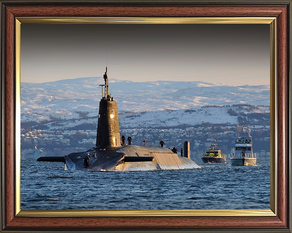 HMS Vanguard (S28) Photo Print - Faslane 2012 - Royal Navy Vanguard Class Submarine Hampshire Prints 10 x 8 Classic Frame No