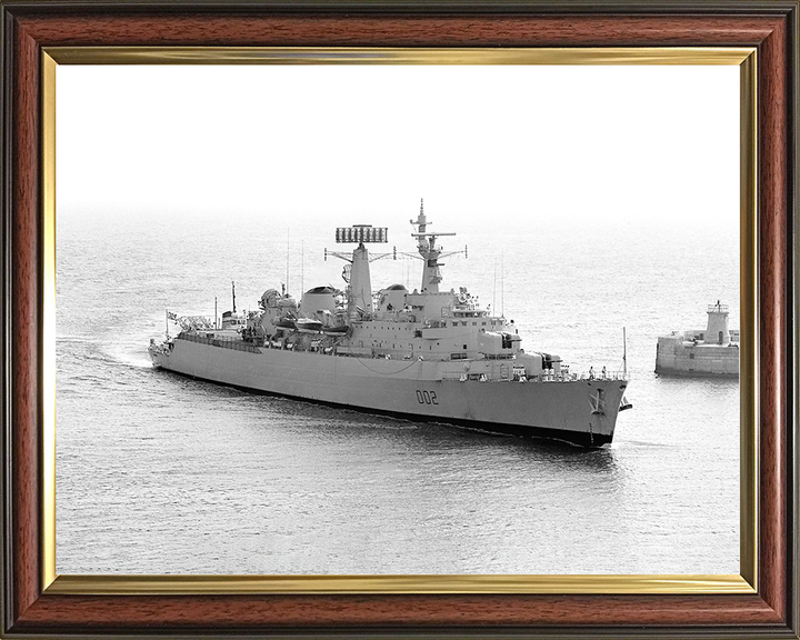 HMS Devonshire (D02) Royal Navy County Class Destroyer Entering Harbour Photo Print Wall Art Decor Posters, Prints, & Visual Artwork Hampshire Prints 10 x 8 Classic Frame No