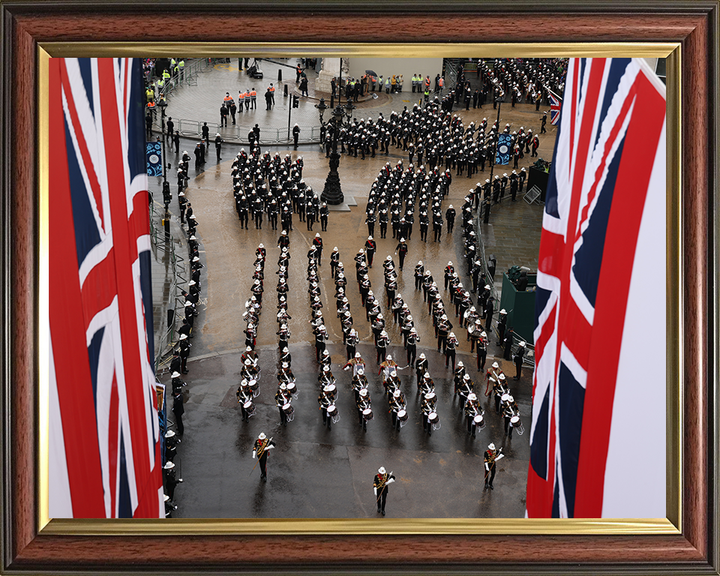 Royal Marines Band Marching At the Kings Coronation Photo Print Hampshire Prints 10 x 8 Classic Frame No