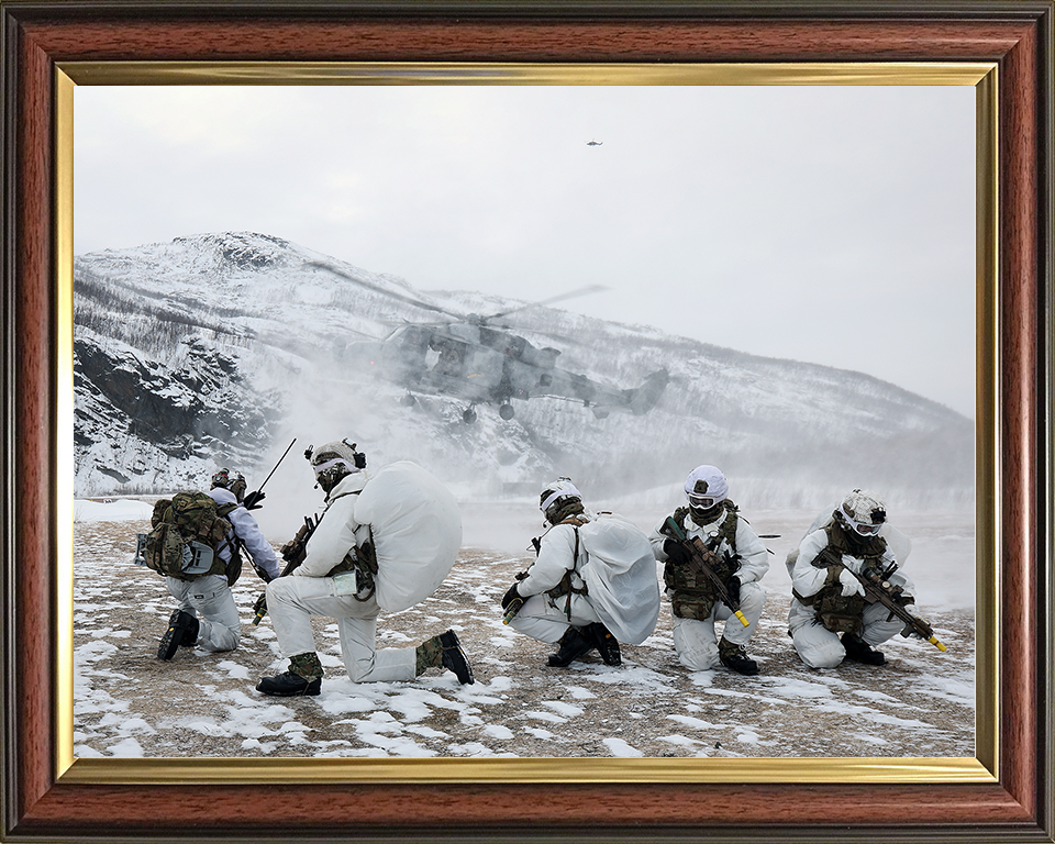 Royal Marines With Wildcat Helicopter in Norway Photo Print 40 Commando Wall Art Military Decor Posters, Prints, & Visual Artwork Hampshire Prints 10 x 8 Classic Frame No