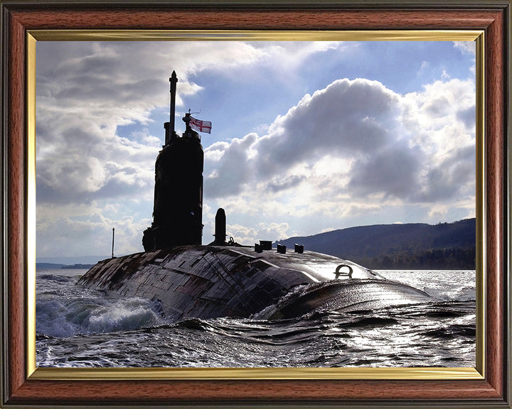 HMS Superb S109 Submarine | Photo Print | Framed Print | Swiftsure Class | Royal Navy Hampshire Prints