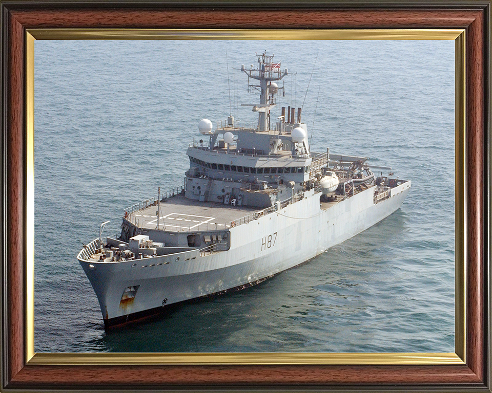 HMS Echo (H87) Royal Navy Echo Class Survey Vessel High Port Bow View Photo Print Wall Art Decor Posters, Prints, & Visual Artwork Hampshire Prints 10 x 8 Classic Frame No