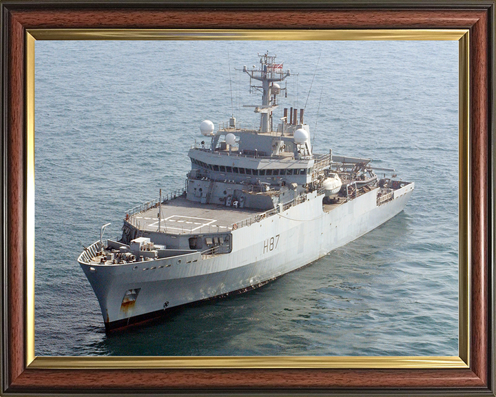 HMS Echo (H87) Royal Navy Echo Class Survey Vessel High Port Bow View Photo Print Wall Art Decor Posters, Prints, & Visual Artwork Hampshire Prints 10 x 8 Classic Frame No