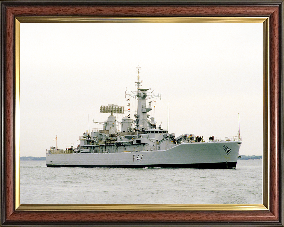 HMS Danae (F47) Royal Navy Leander Class Frigate Entering Harbour Photo Print Wall Art Decor Posters, Prints, & Visual Artwork Hampshire Prints 10 x 8 Classic Frame No