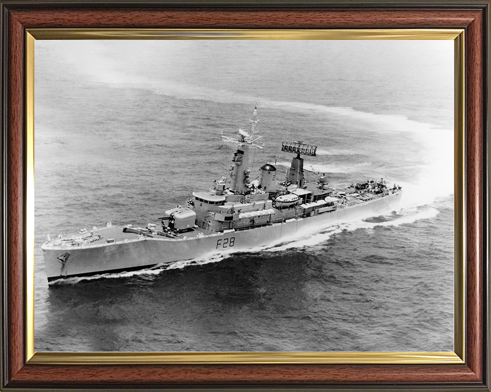 HMS Cleopatra (F28) Royal Navy Leander Class Frigate Hard Turn Photo Print Wall Art Decor Posters, Prints, & Visual Artwork Hampshire Prints 10 x 8 Classic Frame No
