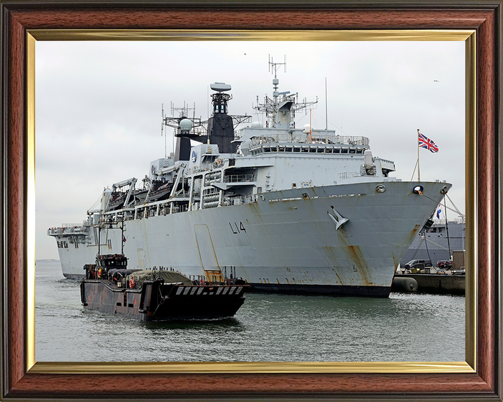 HMS Albion L14 | Photo Print | Framed Print | Albion Class | Amphibious ship | Royal Navy Hampshire Prints