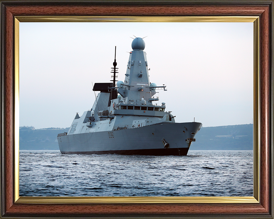 HMS Defender (D36) Royal Navy Type 45 Destroyer Low Starboard Side View Photo Print Wall Art Decor Posters, Prints, & Visual Artwork Hampshire Prints 10 x 8 Classic Frame No