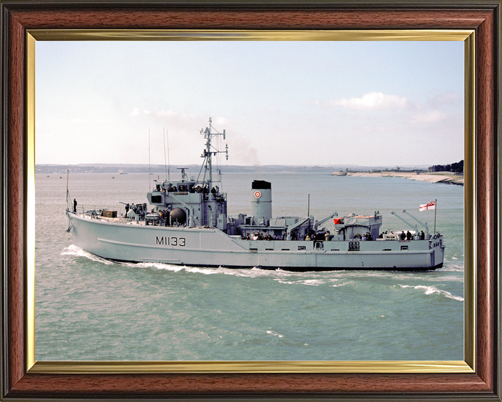 HMS Bossington (M1133) Royal Navy Ton Class Minesweeper Leaving Portsmouth Photo Print Wall Art Decor Posters, Prints, & Visual Artwork Hampshire Prints 10 x 8 Classic Frame No