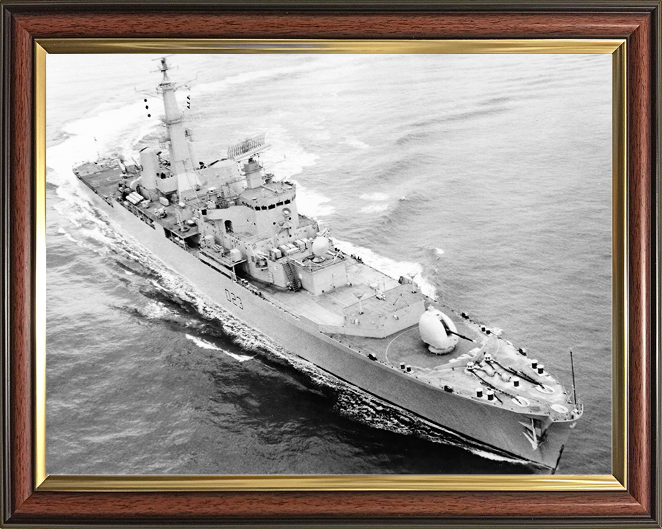 HMS Bristol (D23) Royal Navy Type 82 Destroyer Turning to Port Photo Print Wall Art Naval Decor Posters, Prints, & Visual Artwork Hampshire Prints 10 x 8 Classic Frame No