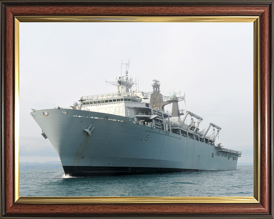 HMS Bulwark (L15) Royal Navy Albion Class Amphibious Ship Low Port Bow View Photo Print Wall Art Decor Posters, Prints, & Visual Artwork Hampshire Prints 10 x 8 Classic Frame No
